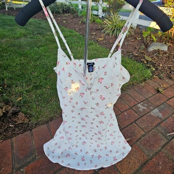 RUE 21 spring summer v neck adjustable spaghetti strap WHITE FLORAL DRESS new - Picture 4 of 16